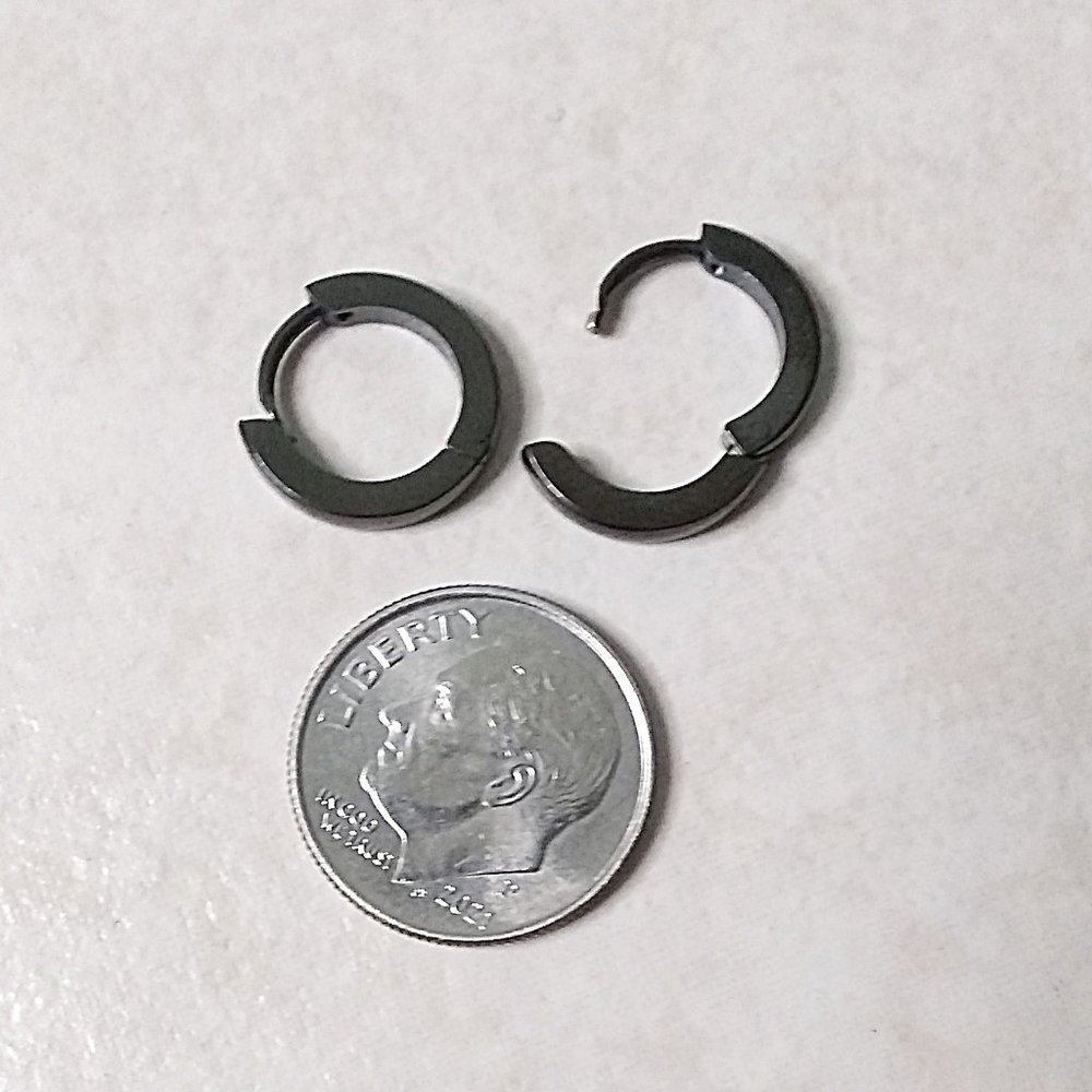 Unisex Men's or Women's Huggie Hoop Earrings! 304 Stainless Steel Gunmetal Black - Picture 4 of 6